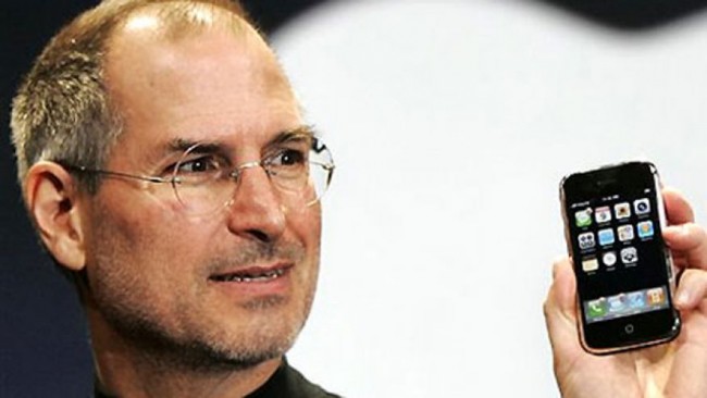 Steve Jobs first iPhone
