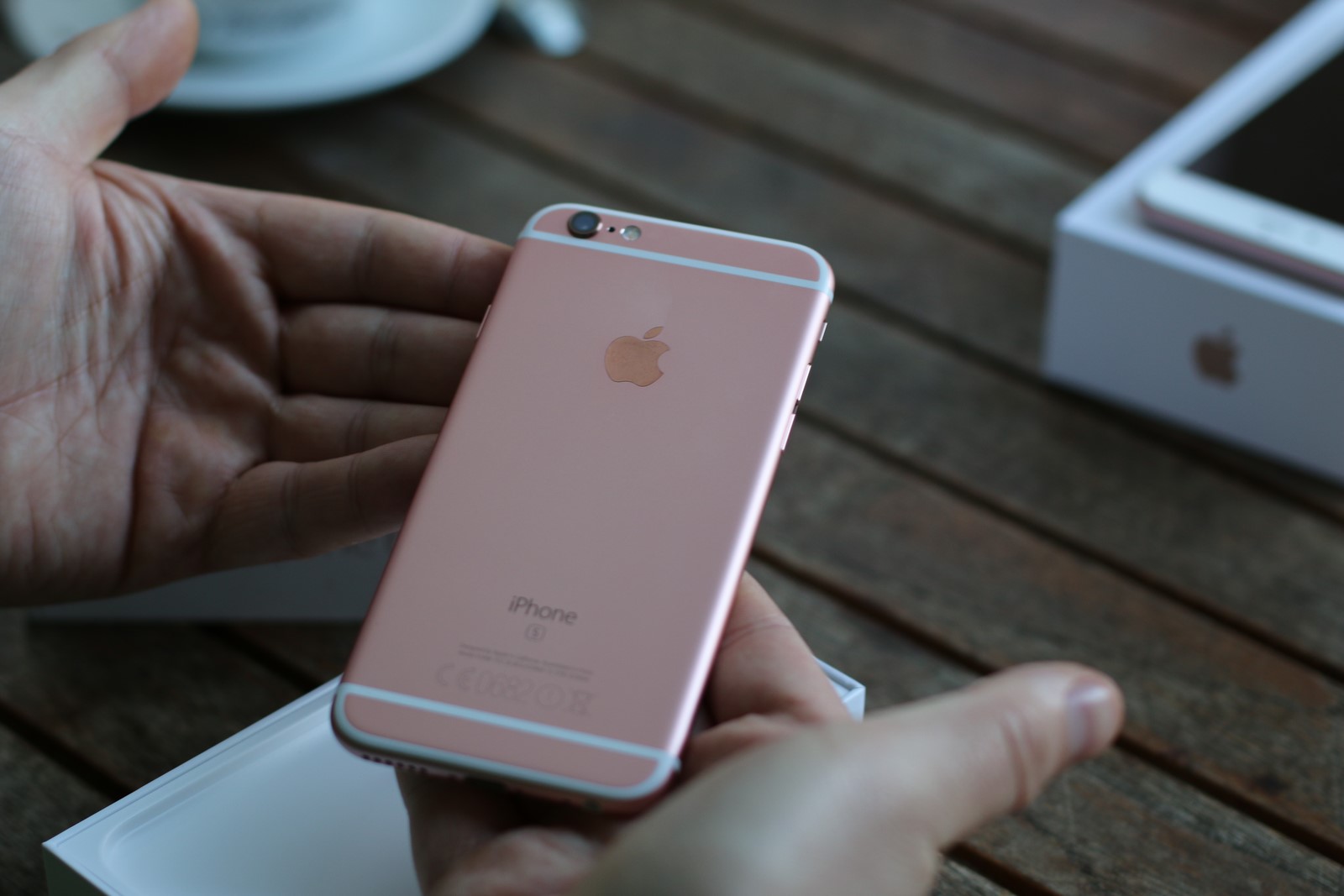 Huawei P30 Lite czy iPhone 6s Plus? class="wp-image-422849" 