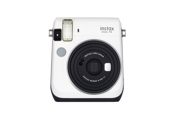 fujifilm-instax-mini-70-6 class="wp-image-424281" 