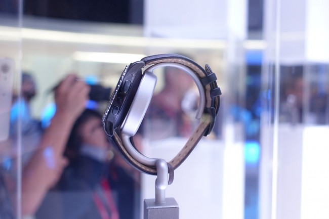 gear s2-2