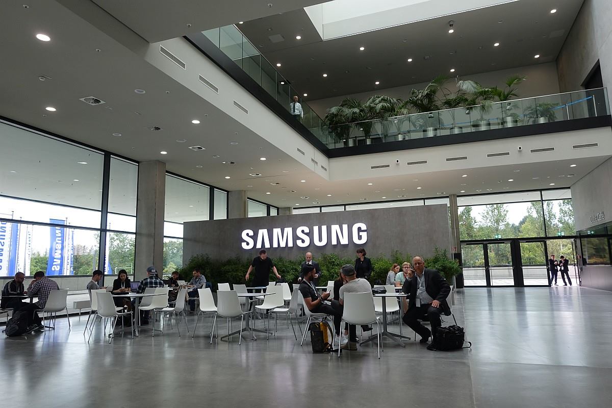 samsung-iot-ifa-2015 (12) class="wp-image-415180"