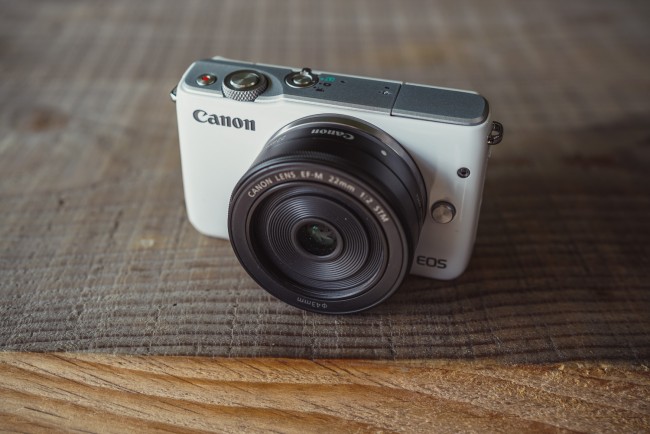 Canon-EOS-M10-005
