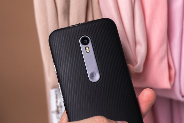 Moto-g-2015-yt class="wp-image-425865" 
