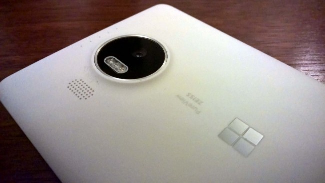 Lumia-950-XL-2