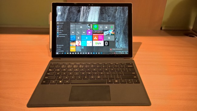 Microsoft Surface Pro 4 (7) class="wp-image-443634" 