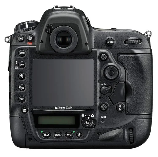 Nikon-D4s-vs-D4-Back
