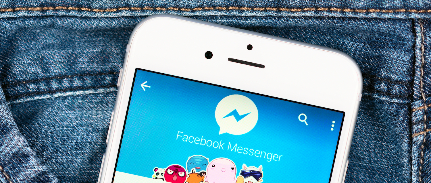 facebook messenger - piłkarska emotka
