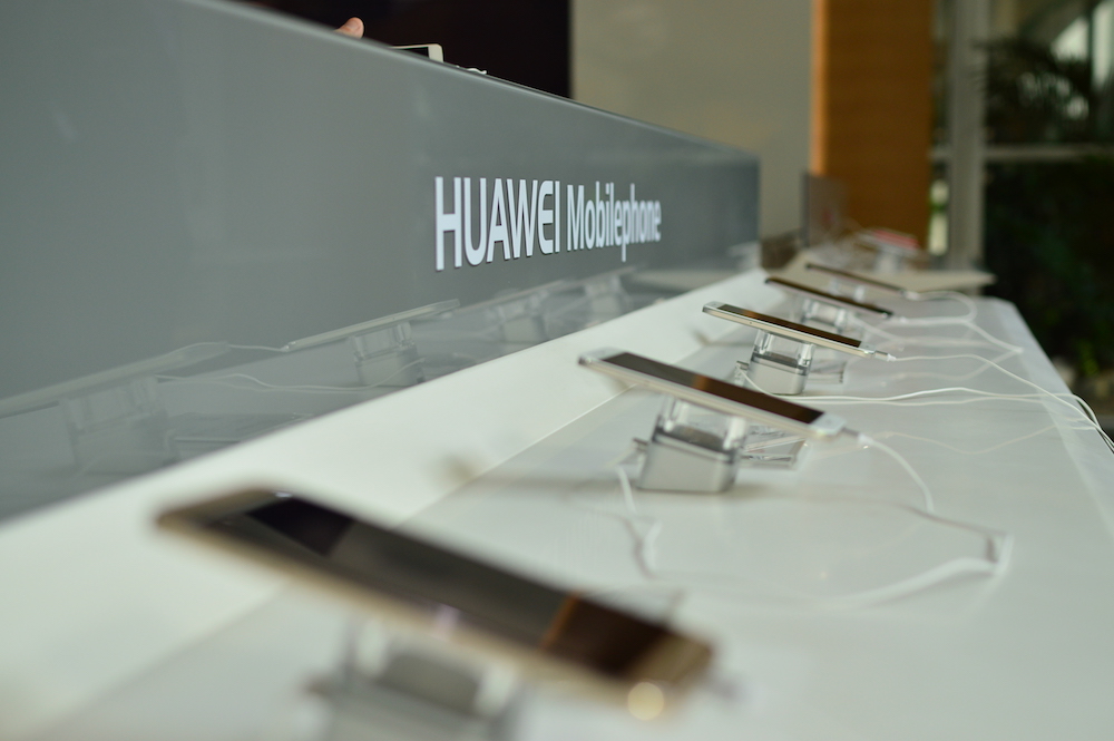huawei 10 class="wp-image-443391" 
