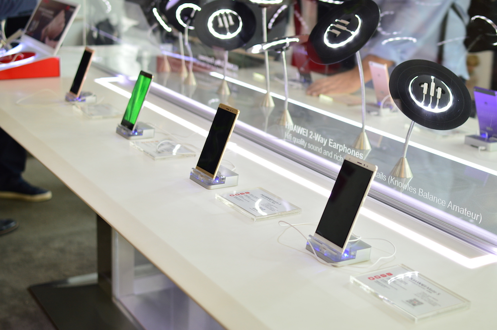 huawei 17 class="wp-image-443407" 