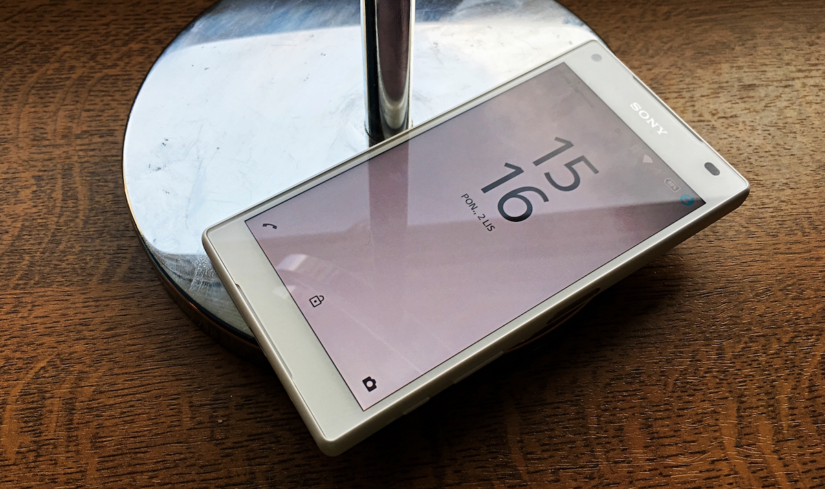 sony xperia z5 compact 5 class="wp-image-447596"