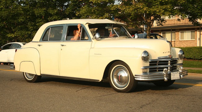 1200px-1949_Plymouth_Special_Delux