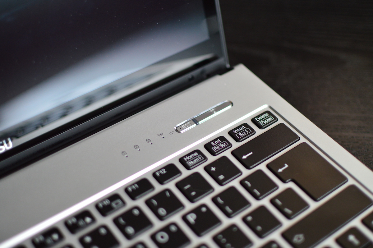 Fujitsu Lifebook S935 14 class="wp-image-450917" 