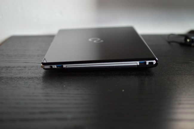 Fujitsu Lifebook S935 3