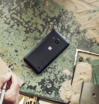 Windows 10 Mobile Android iOS
