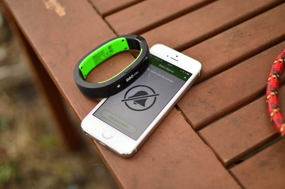 razer-nabu-2015-25 class="wp-image-456508" 