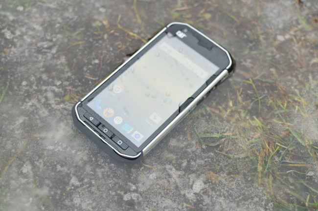 CAT-S40-9