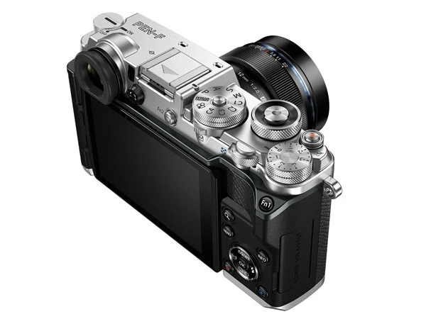 Olympus-PEN-F-4 