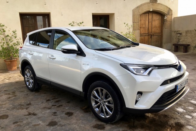 Toyota Rav4, hybryda,2299