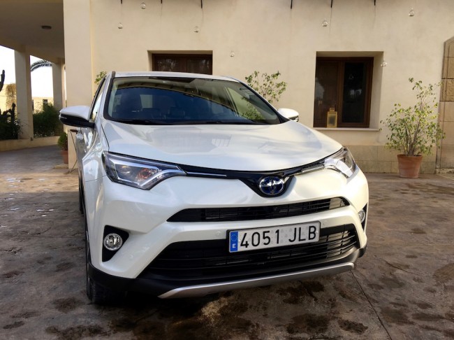 toyota hybrydy
