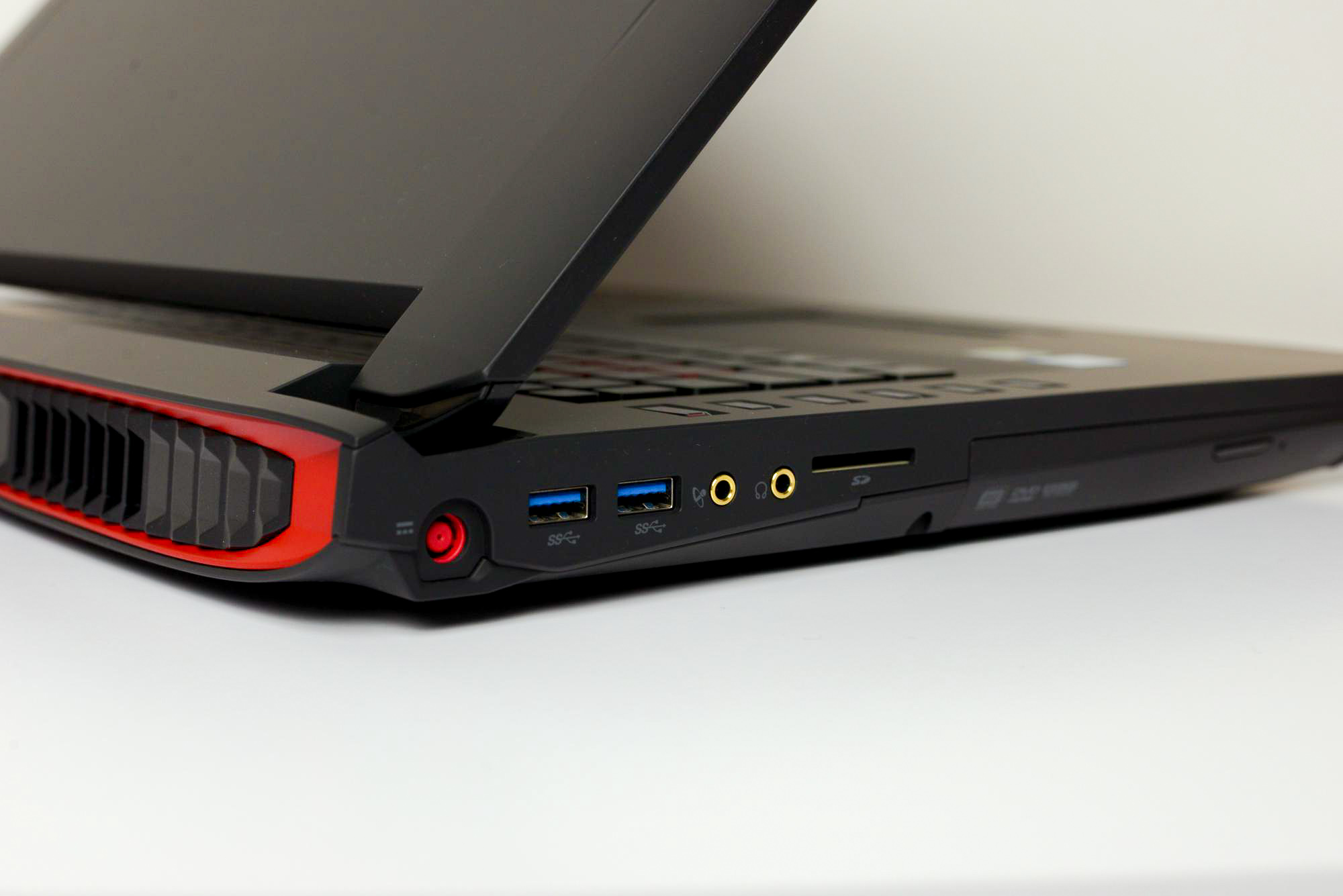 acer-predator-010 class="wp-image-461787" 