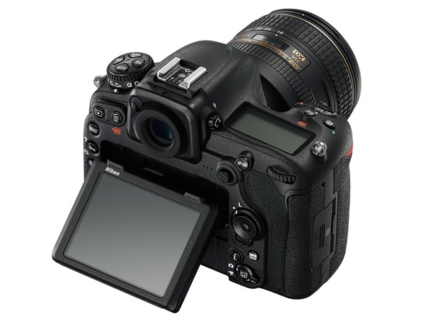 nikon-d500-2 class="wp-image-458743" 