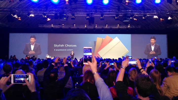 Huawei MateBook 2 class="wp-image-474043" 