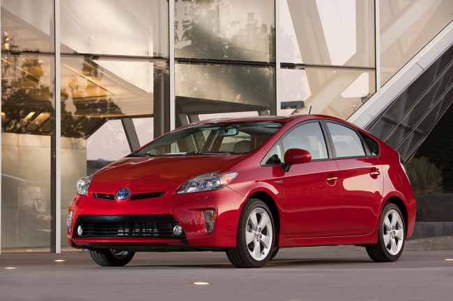 Toyota-Prius-2012