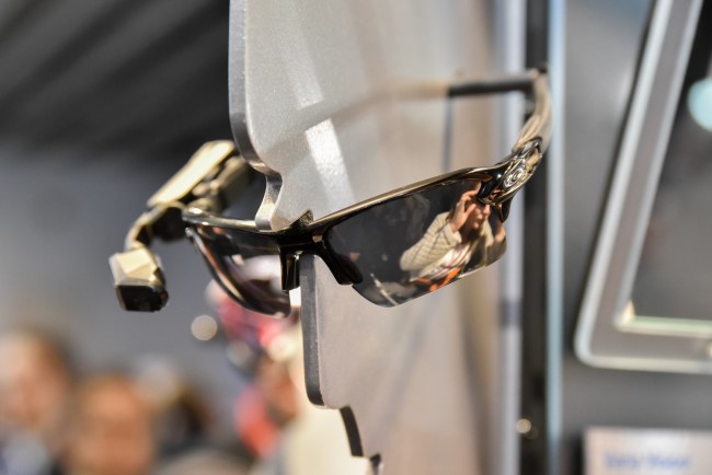 garmin-varia-vision-1