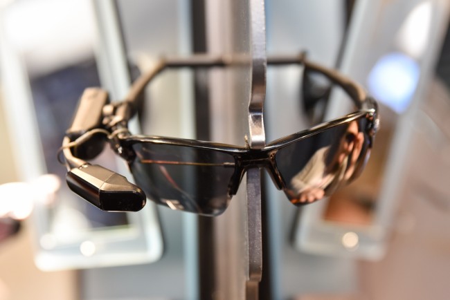 garmin-varia-vision-2