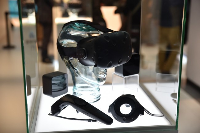 htc-vive (2)