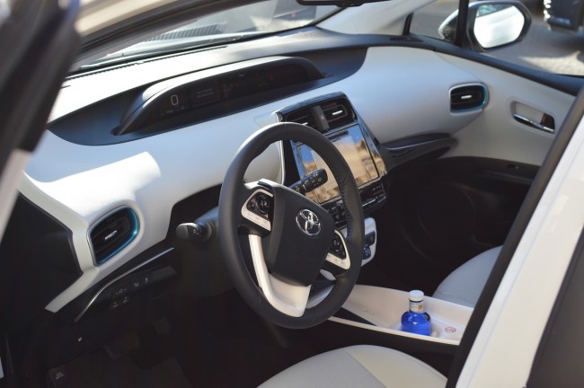toyota prius 2016