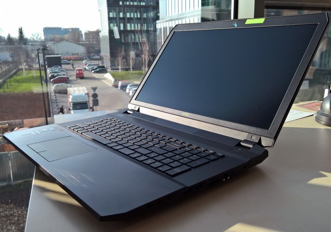 XMG P706 class="wp-image-487498" 