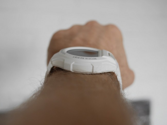 Alcatel GoWatch to niedrogi i odporny smart zegarek class="wp-image-481618" 