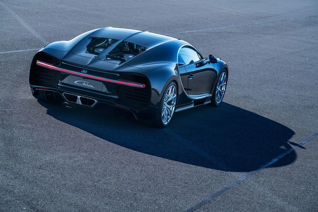 Bugatti Chiron najszybszy samochód świata class="wp-image-476992"