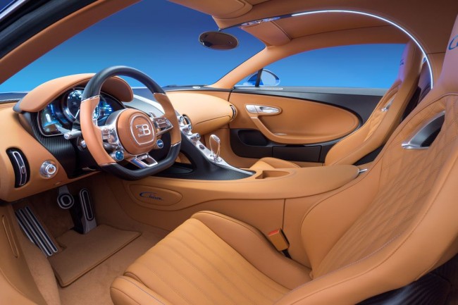 bugatti-chiron-wnetrze