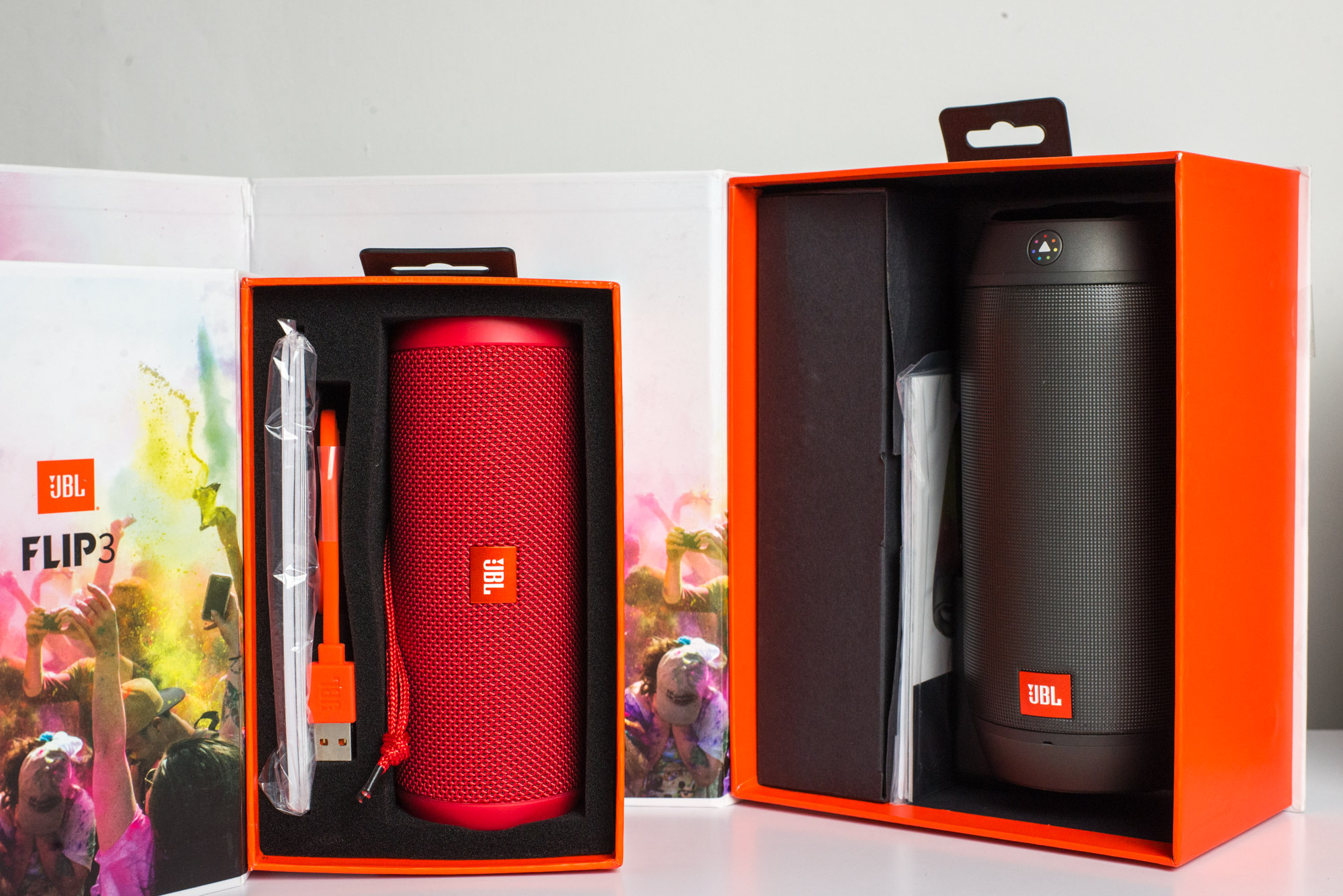 jbl-filp-3-jbl-pulse-2-14 class="wp-image-477199" 
