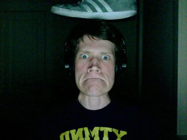moot_shoe_on_head1 