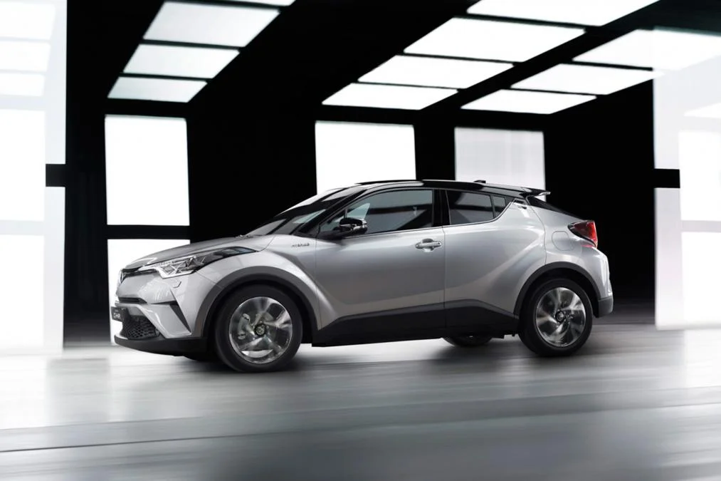 toyota-c-hr-1 class="wp-image-477124" 