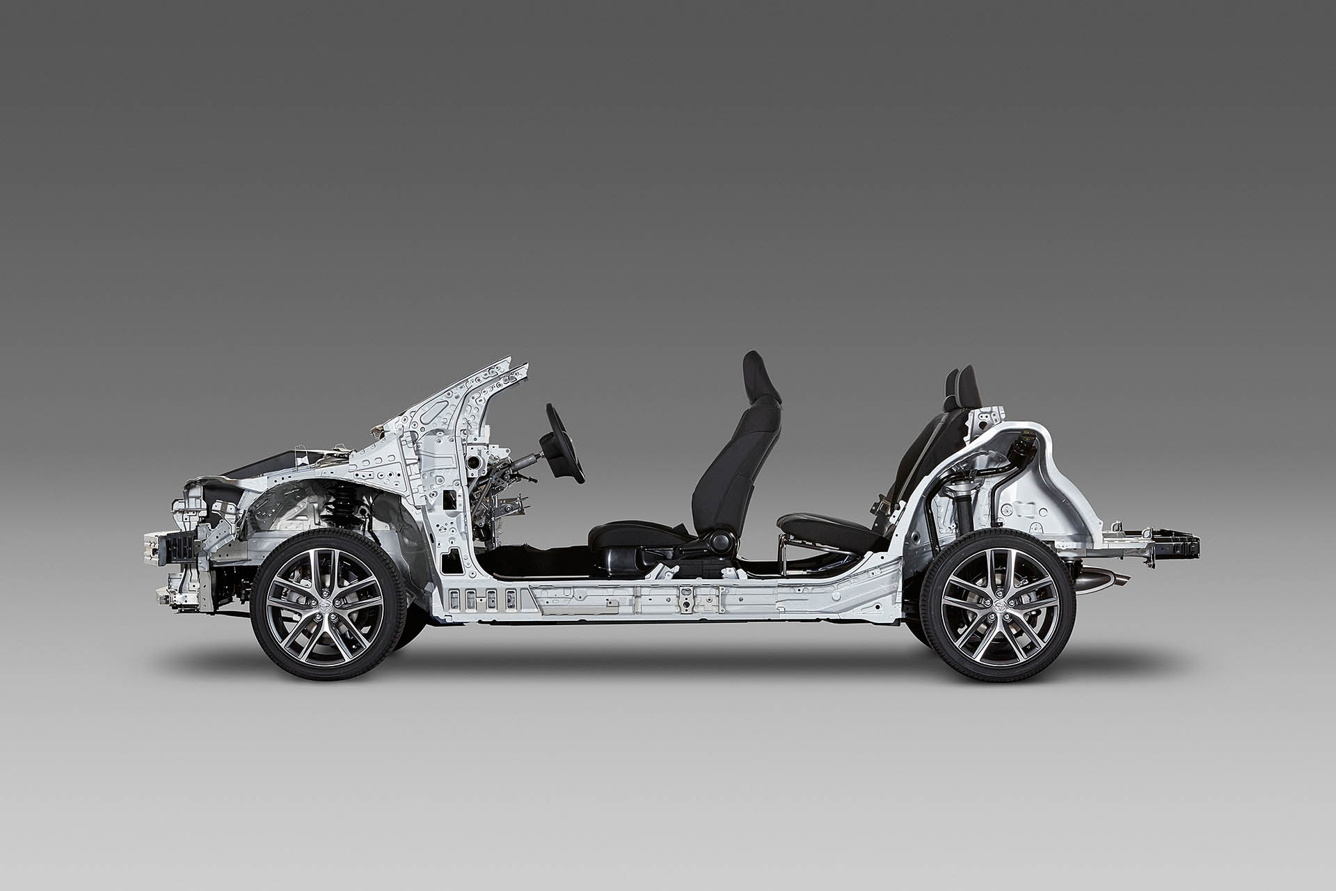 Toyota TNGA - nowa platforma class="wp-image-486904" title="" 