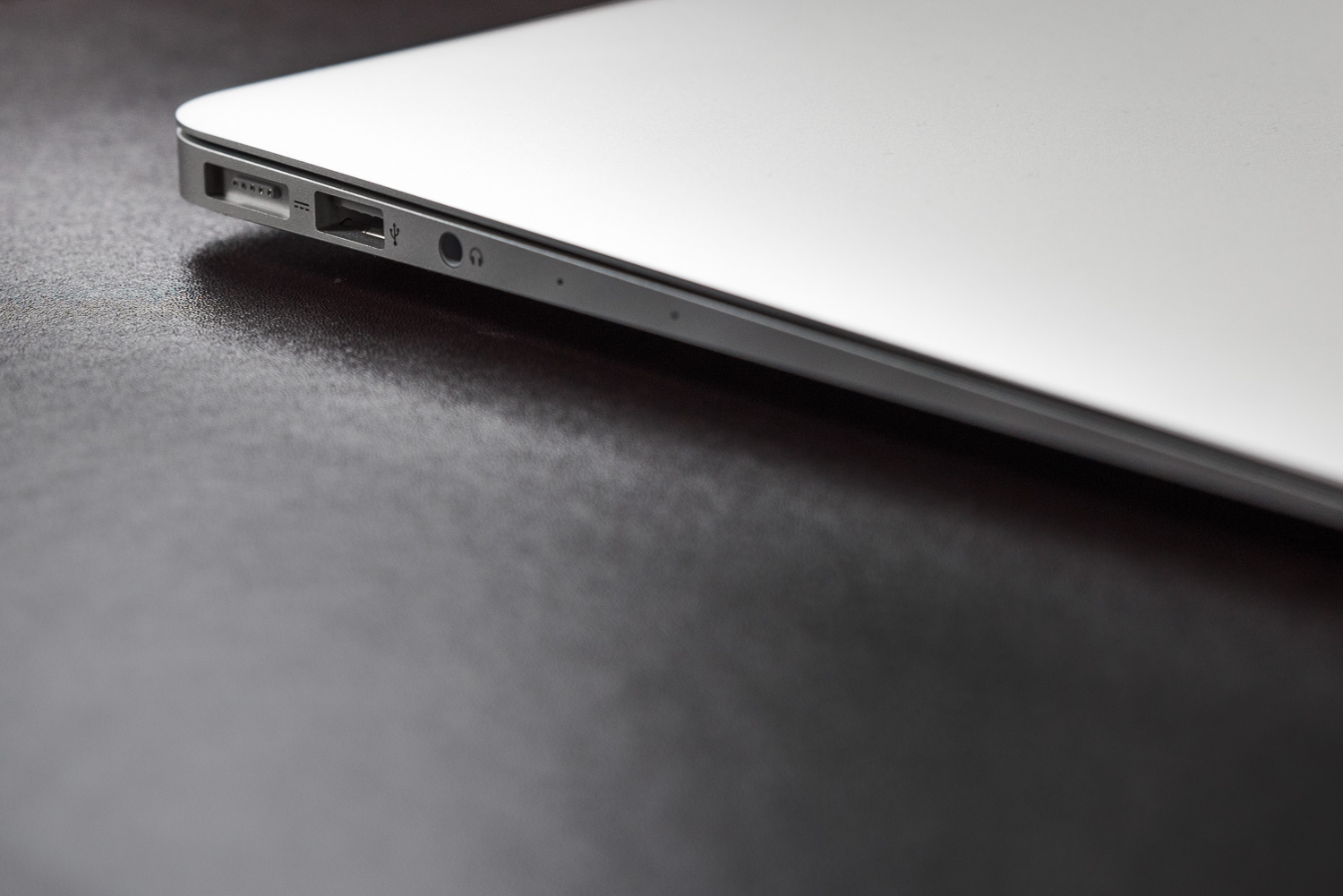 macbook-air-008 class="wp-image-491671" 