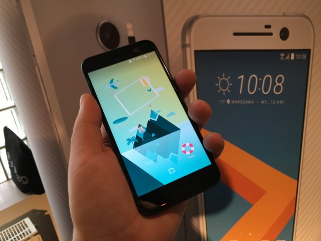 smartfon-htc-10-opinie (6) class="wp-image-490645" 