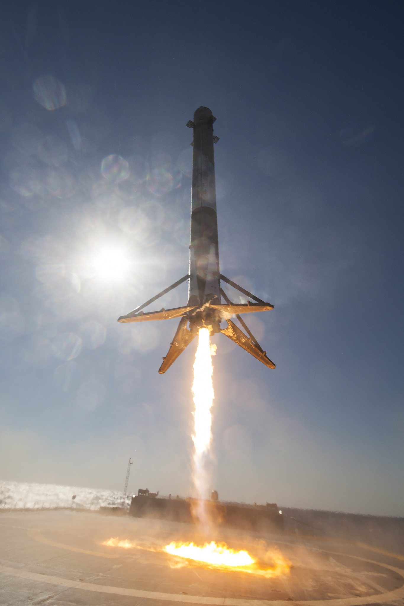 spacex-udane-ladowanie-4 class="wp-image-490964" 