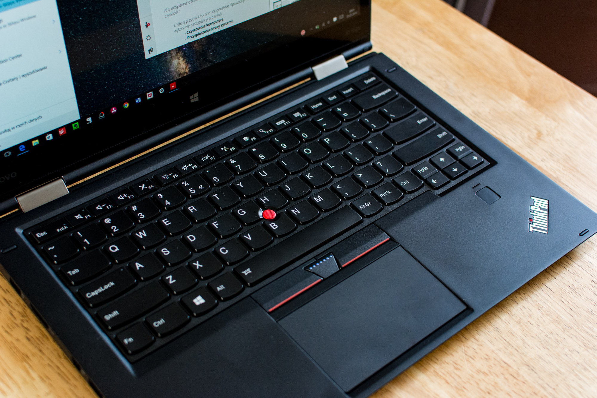 Lenovo-Thinkpad-X1-Yoga-13 class="wp-image-498374" 