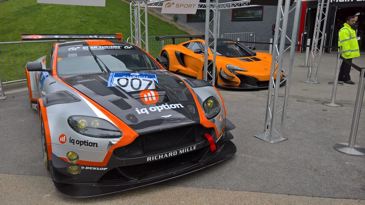 GRAN turismo class="wp-image-497245" 