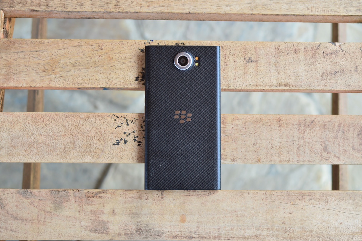 blackberry-priv-5 class="wp-image-498619" 