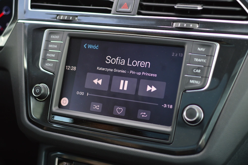 carplay 6 class="wp-image-496327" 