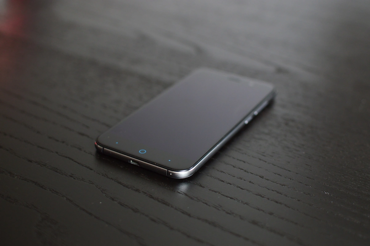 zte-blade-v6-11 class="wp-image-495969" 