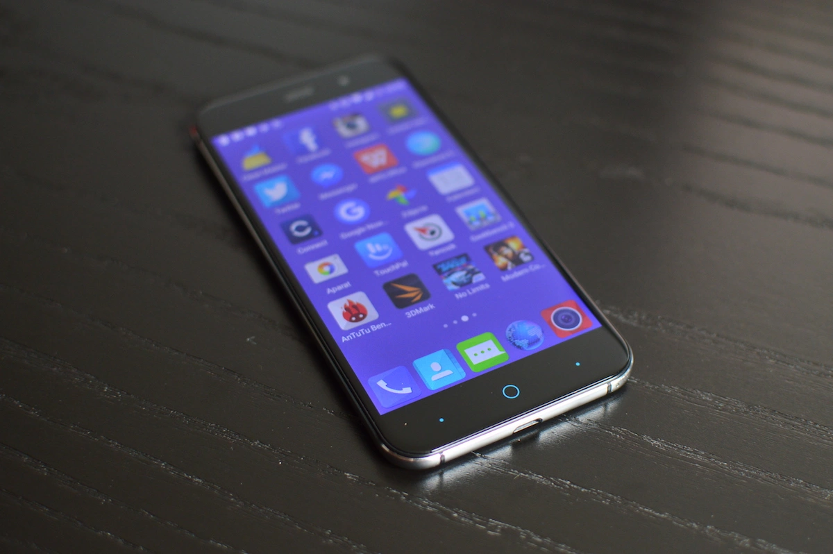zte-blade-v6-13 class="wp-image-495971" 