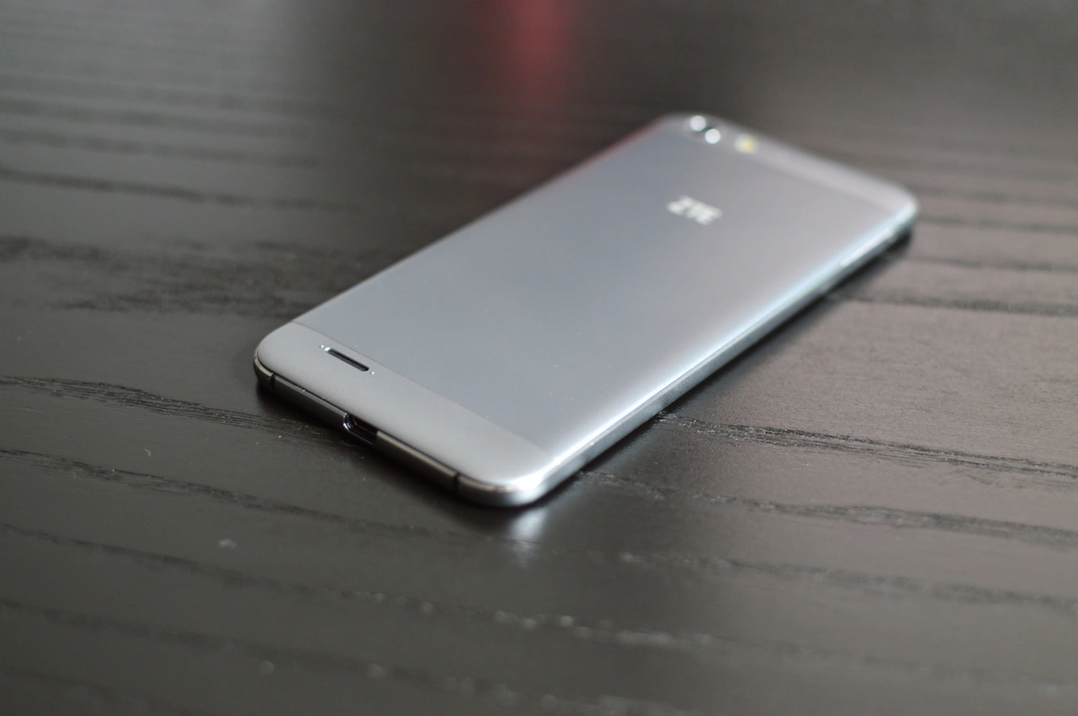 zte-blade-v6-5 class="wp-image-495963" 