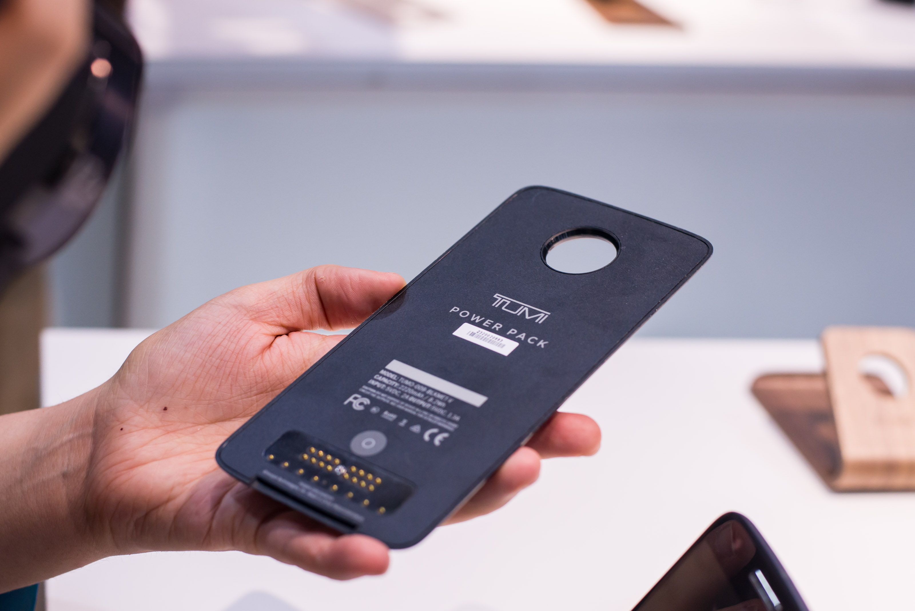 Moto-Z-Techworld (2) class="wp-image-500975" 